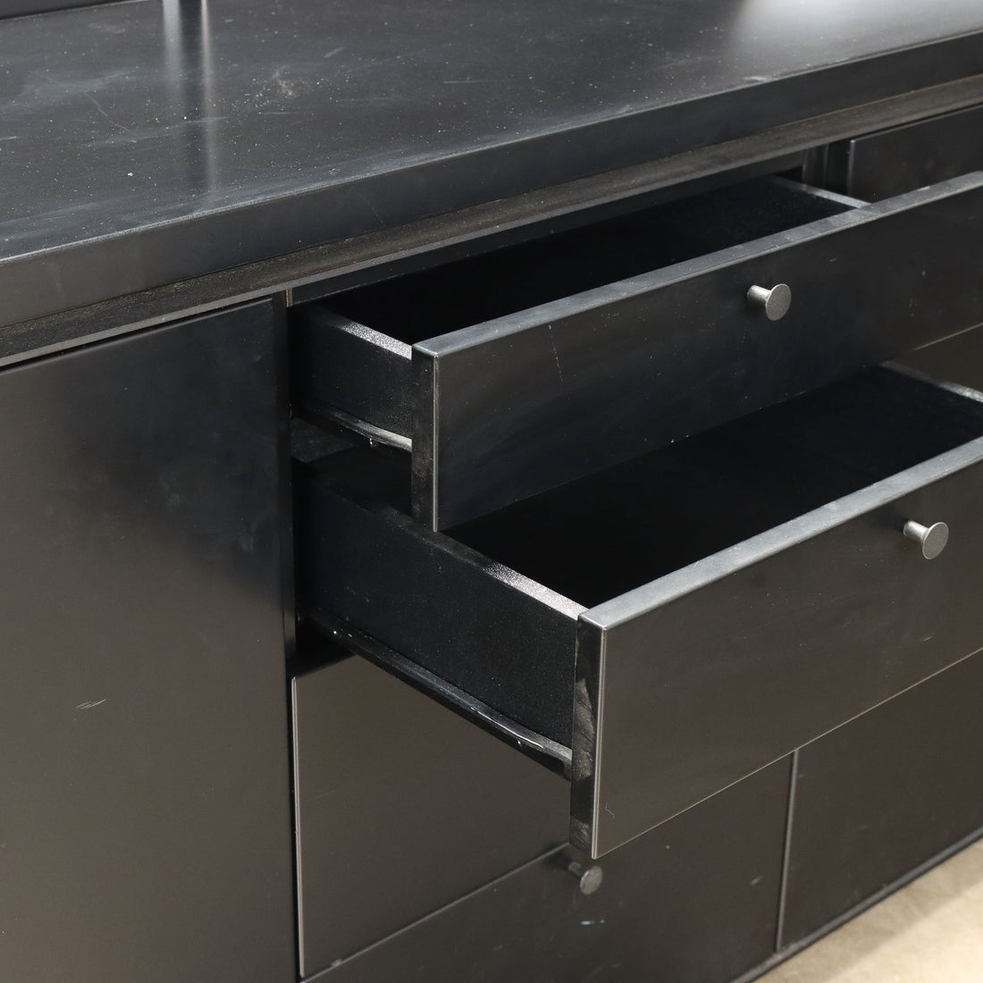  | Modernism  Furnitures