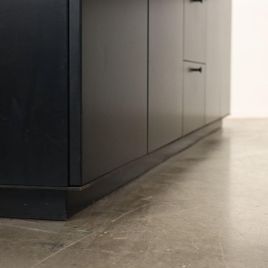  | Modernism  Furnitures