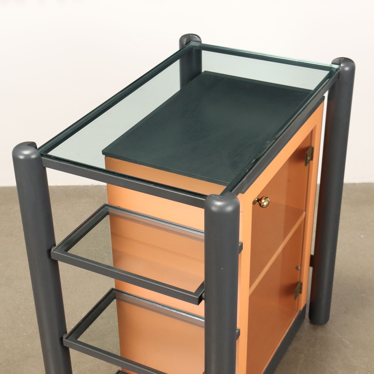  | Modernism  Furnitures