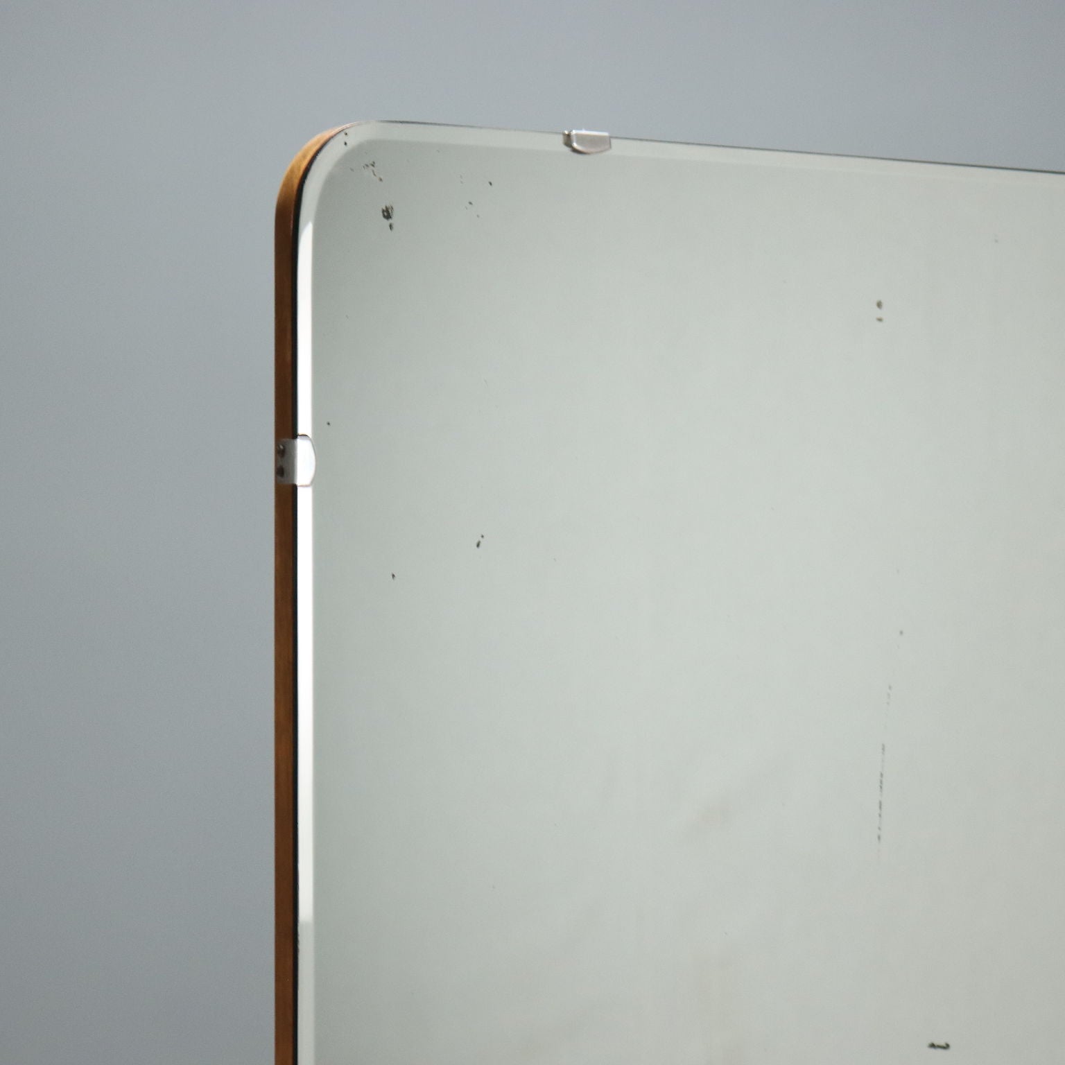  | Modernism  Furnitures