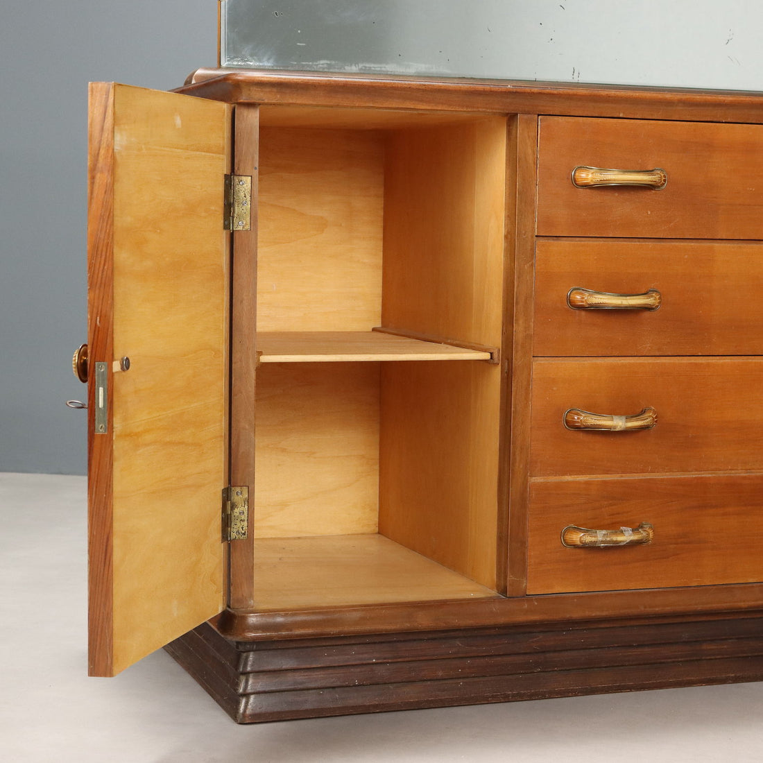  | Modernism  Furnitures