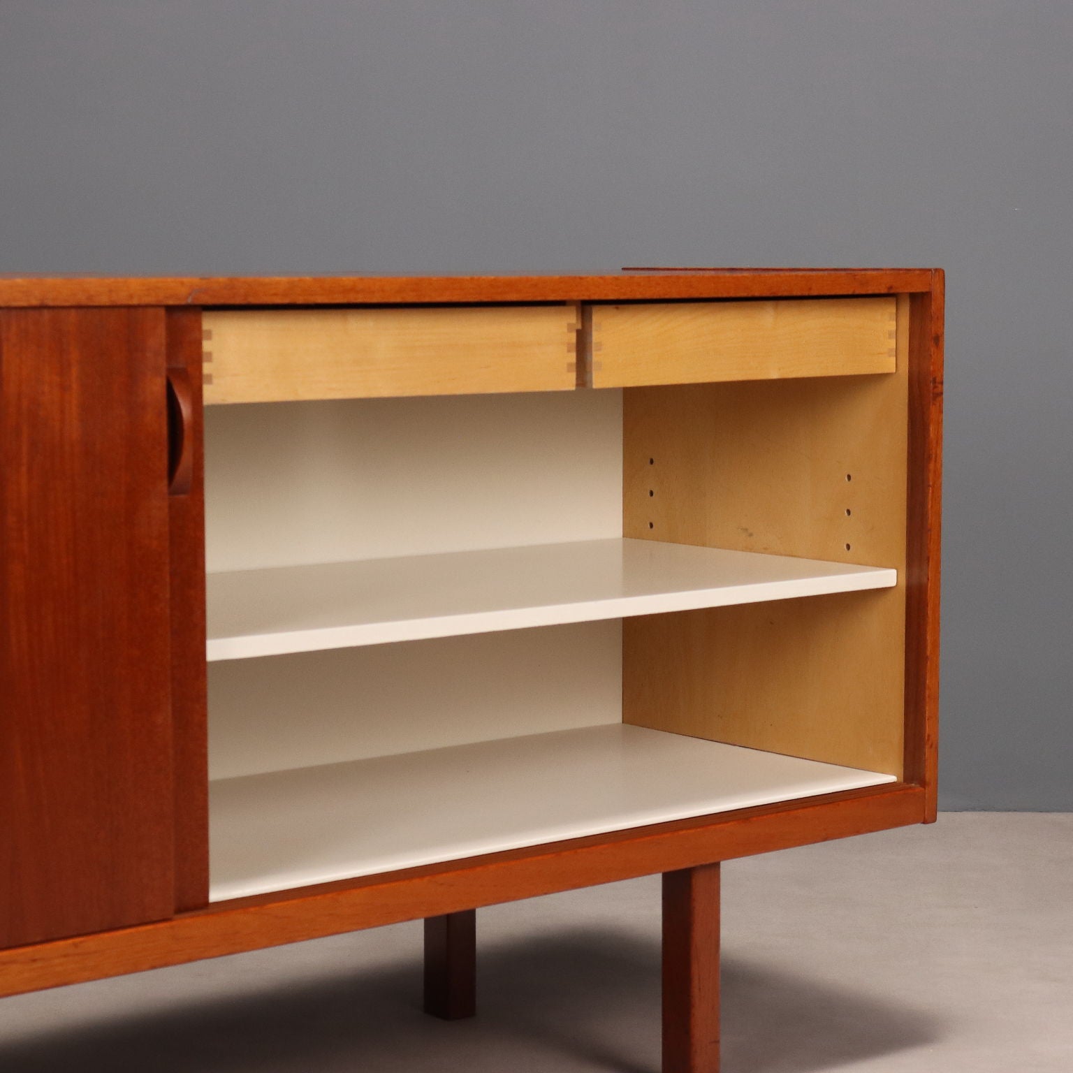  | Modernism  Furnitures