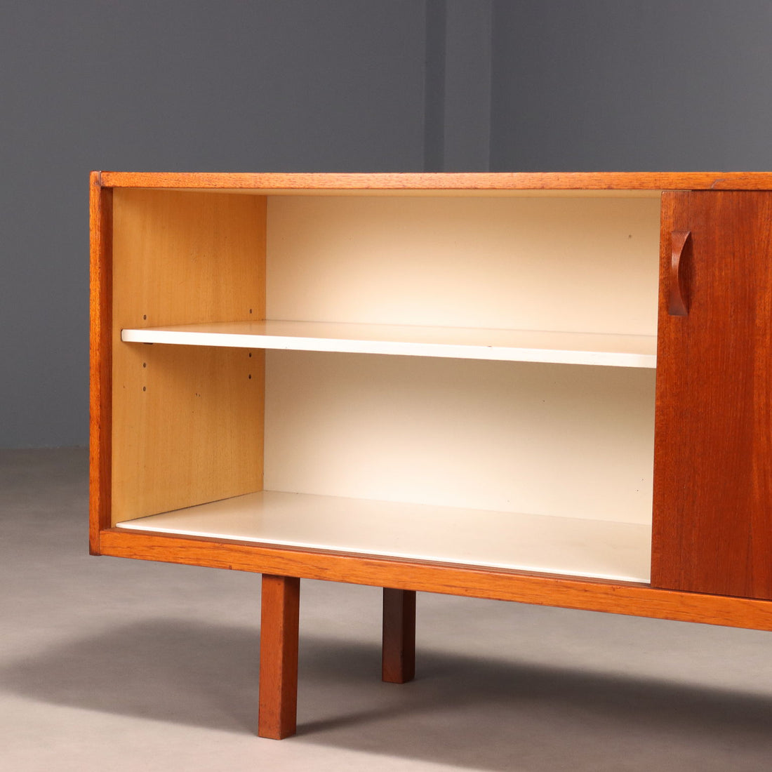  | Modernism  Furnitures