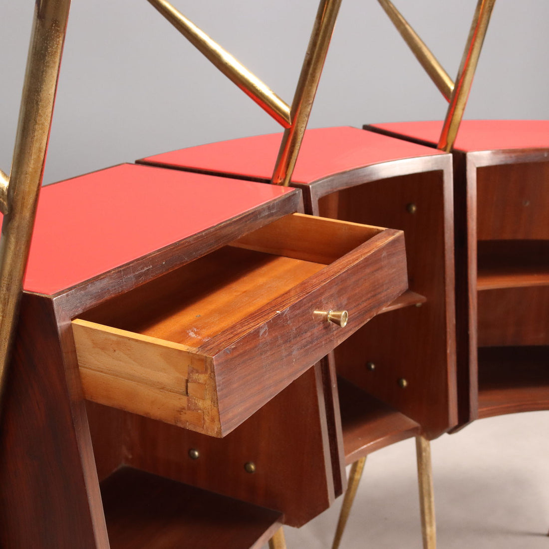 | Modernism  Furnitures