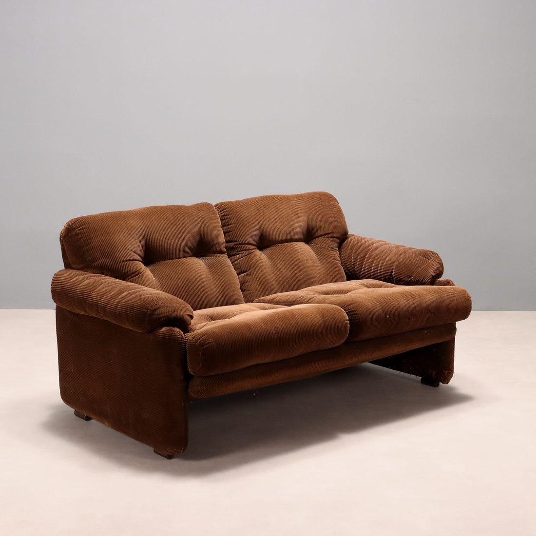  | Modernism  Sofas