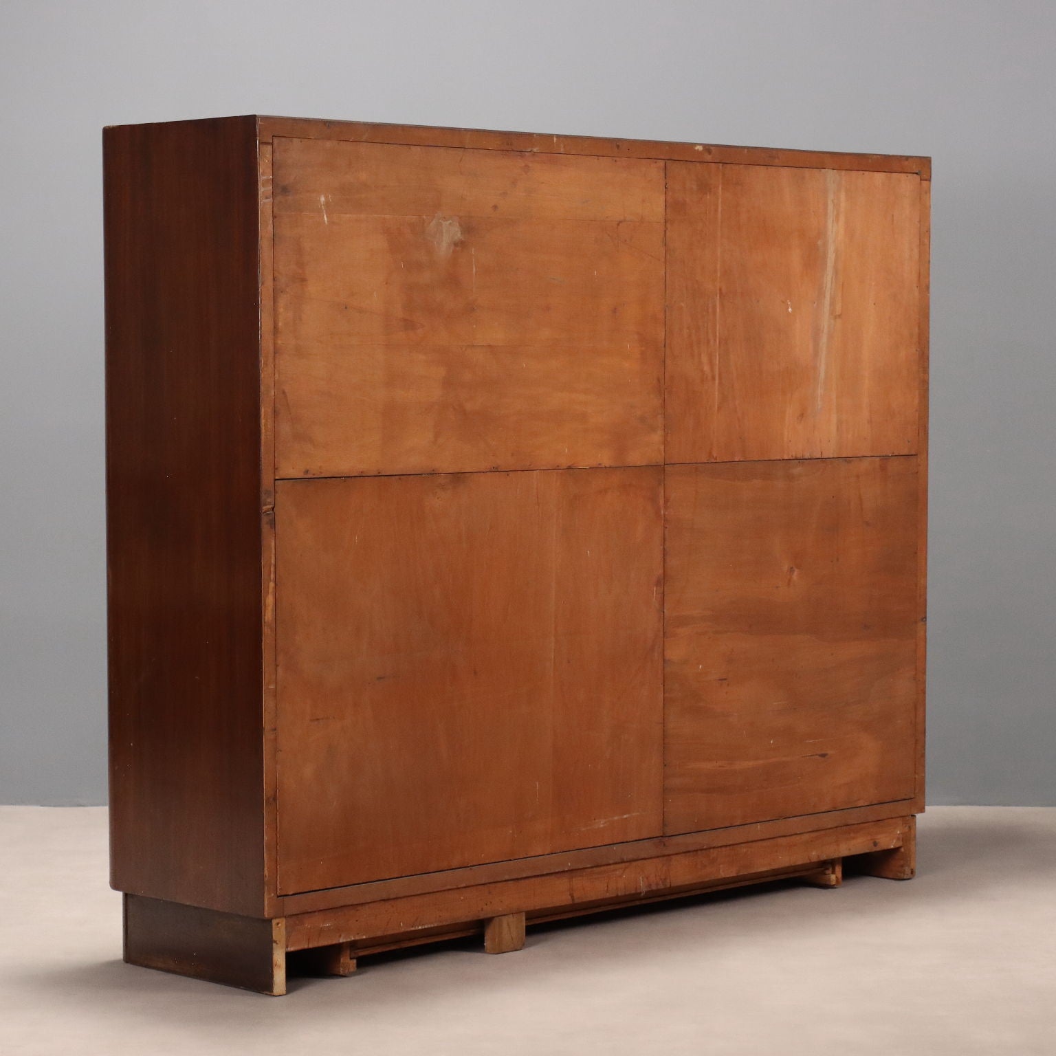  | Modernism  Furnitures