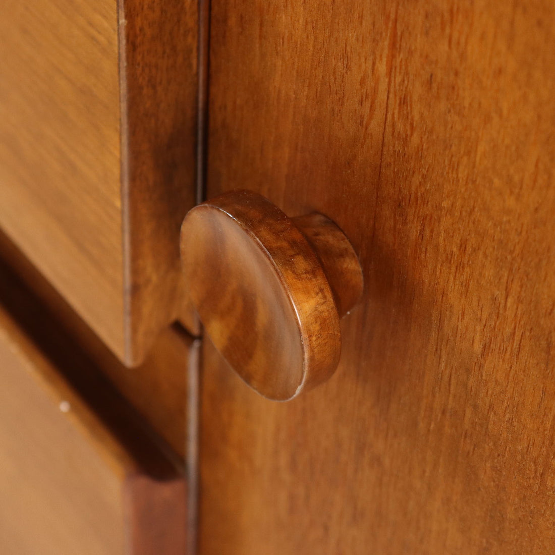  | Modernism  Furnitures