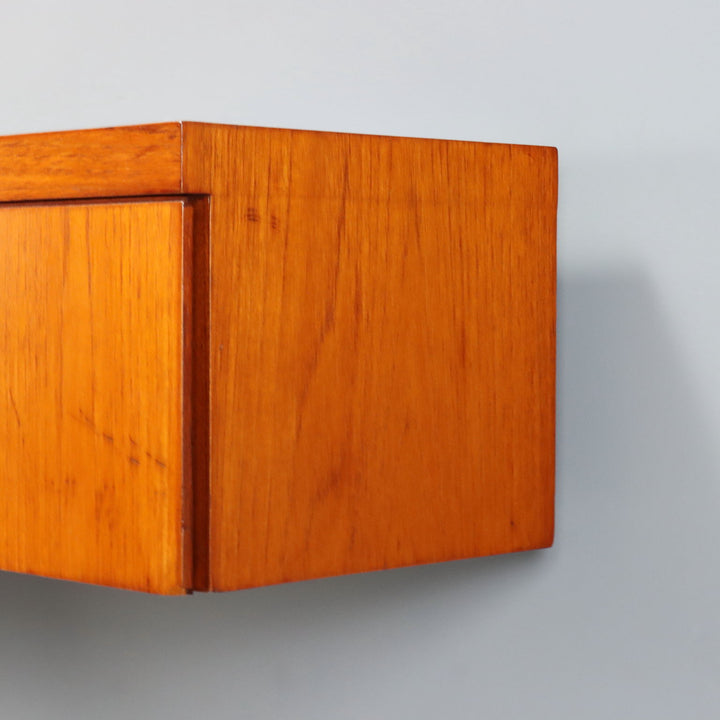  | Modernism  Furnitures