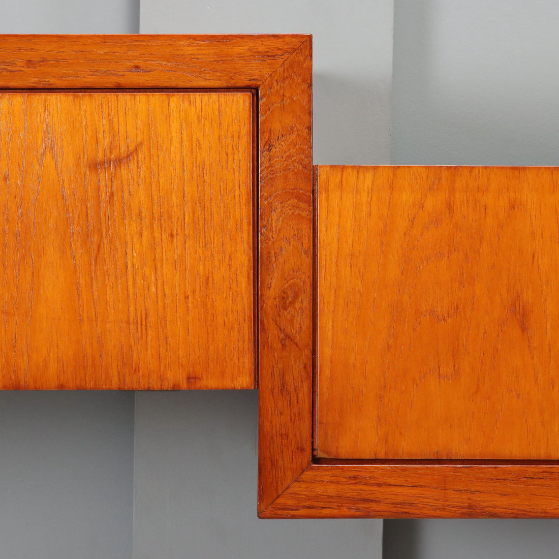  | Modernism  Furnitures