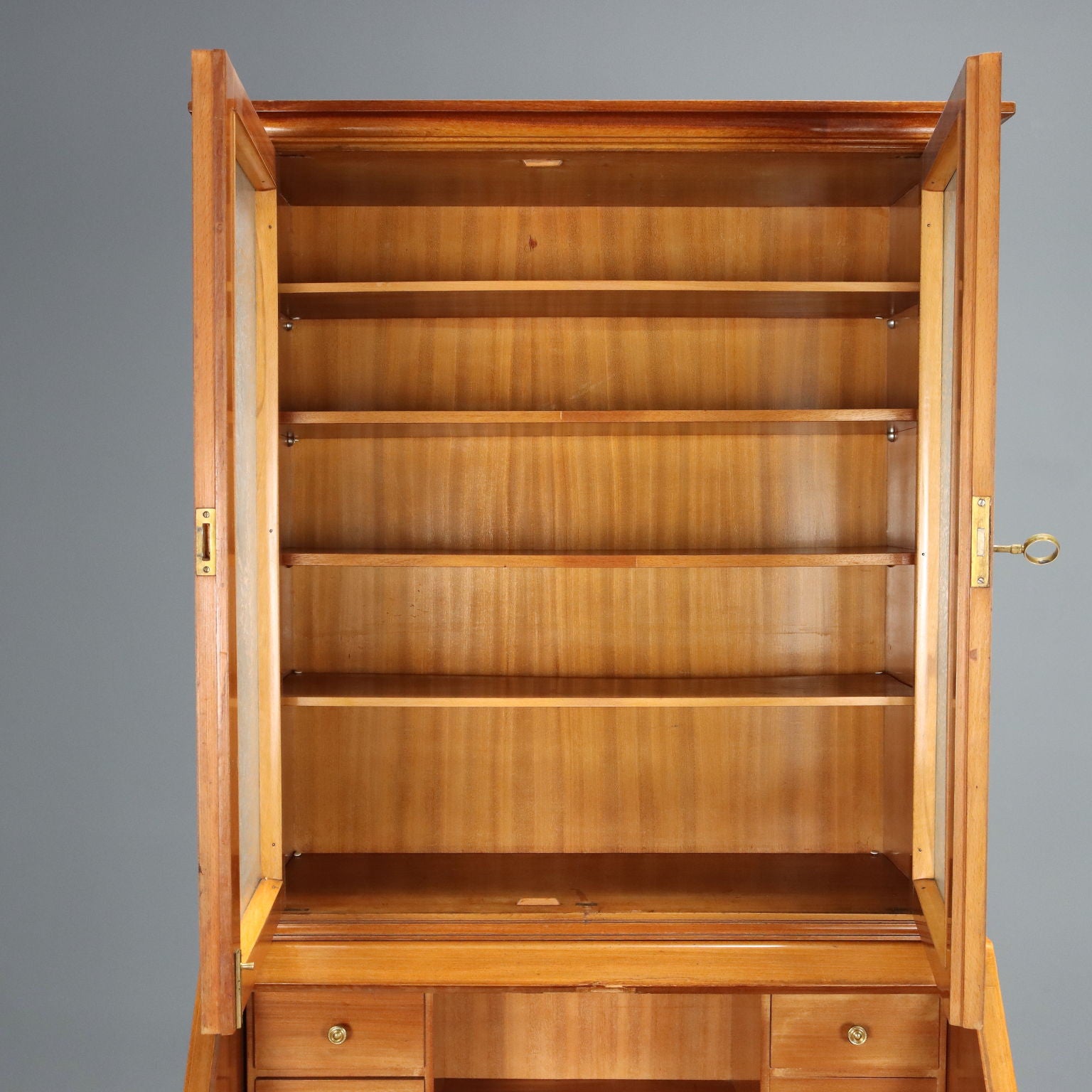  | Modernism  Furnitures