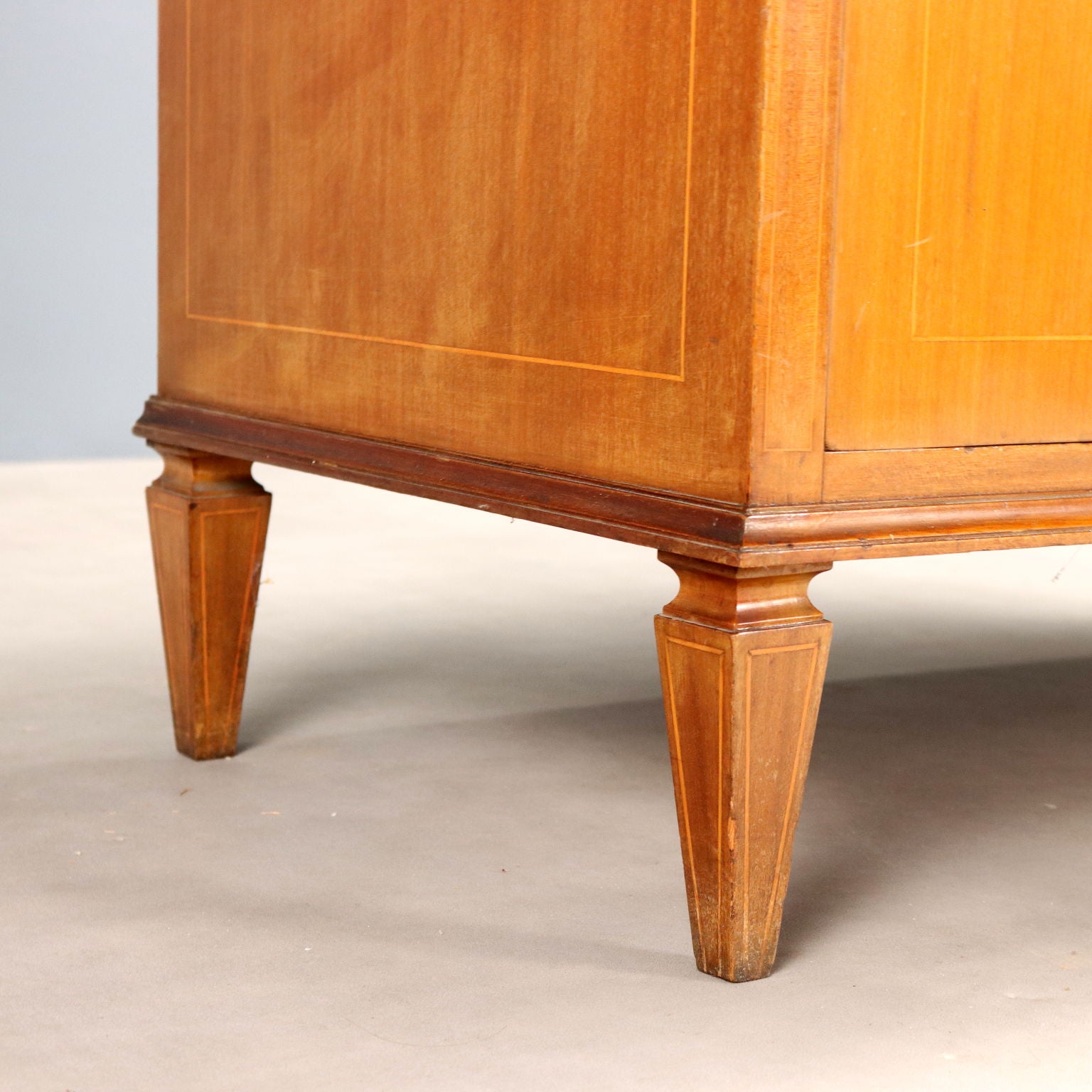  | Modernism  Furnitures