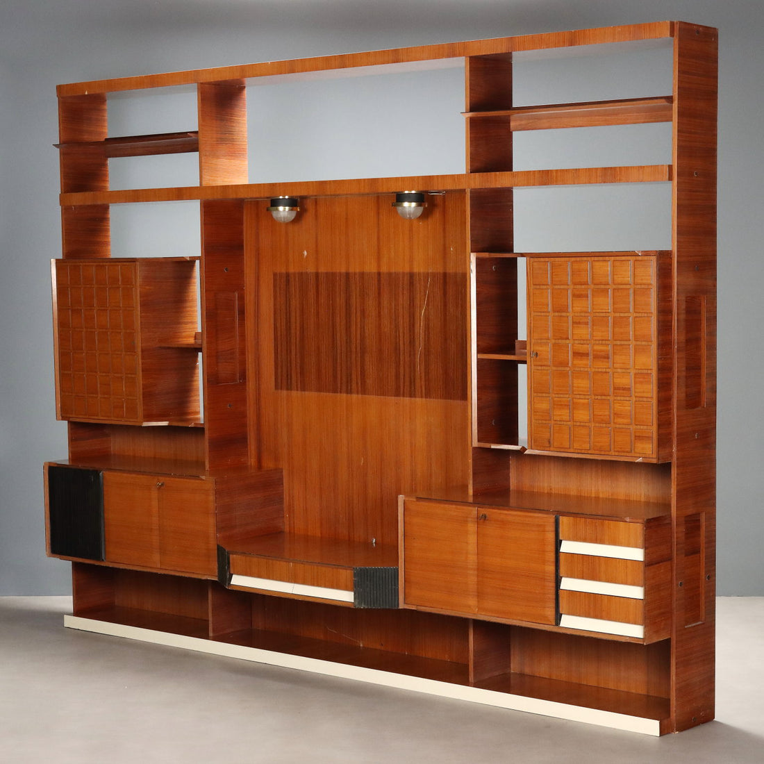  | Modernism  Furnitures