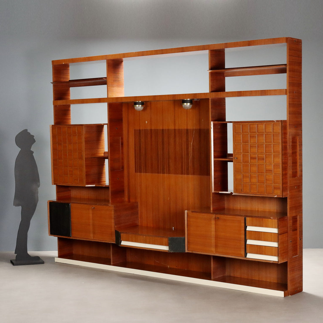  | Modernism  Furnitures