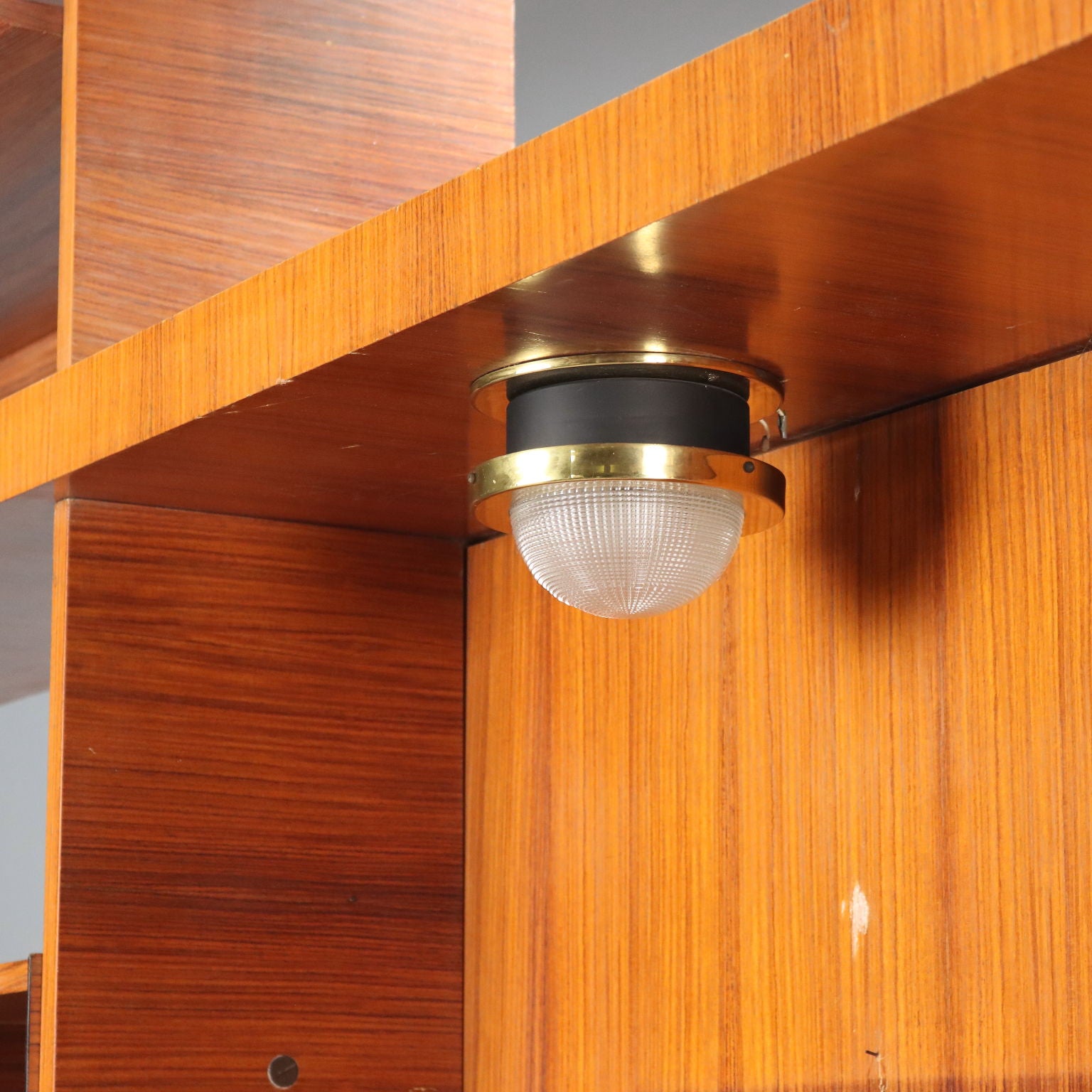  | Modernism  Furnitures