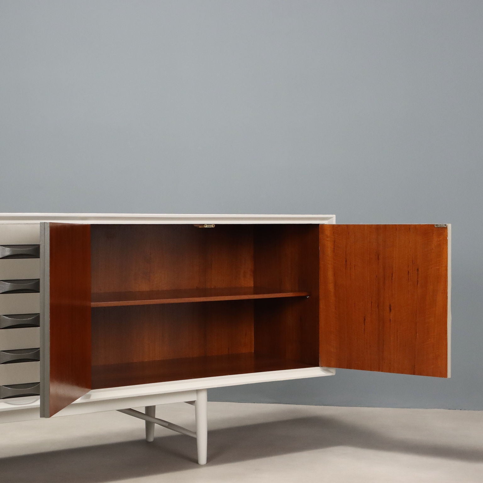  | Modernism  Furnitures
