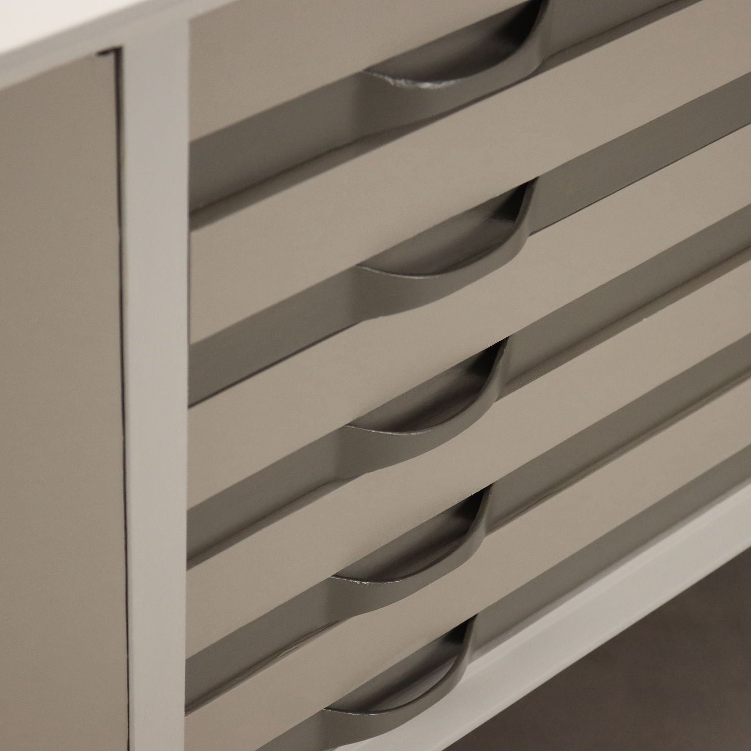  | Modernism  Furnitures