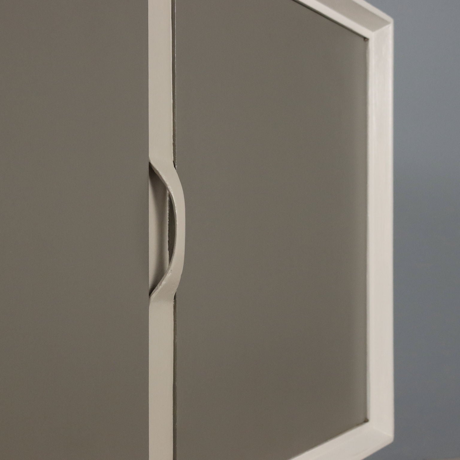  | Modernism  Furnitures