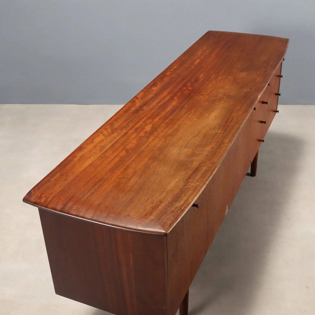 Vintage Sideboard Teak Veneer Design Italy 1960s - To be Restored | Modernism | Furnitures