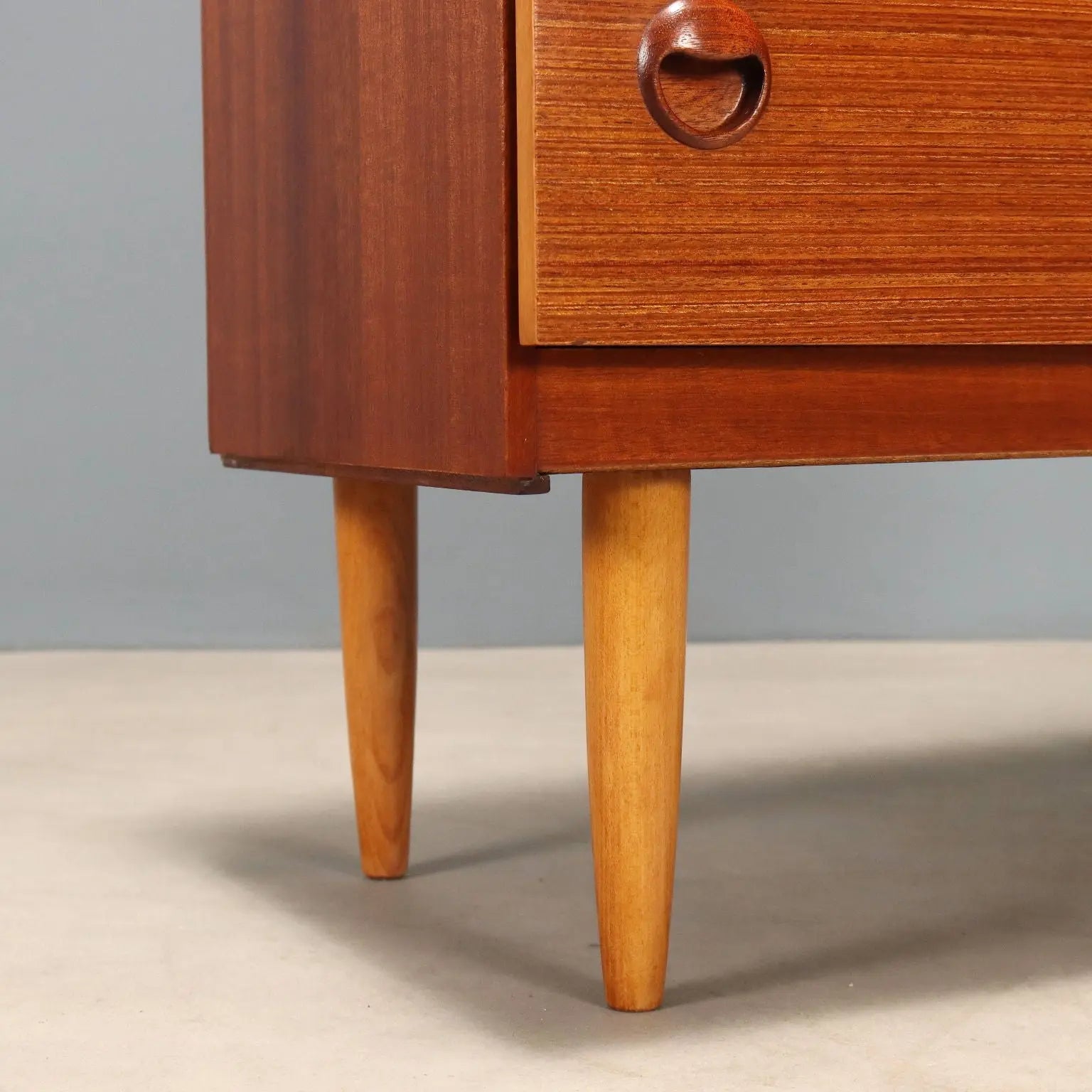 Vintage Chest of Drawers Teak Veneer Northern Europe 1960s - 1960s-1970s | Modernism | Furnitures