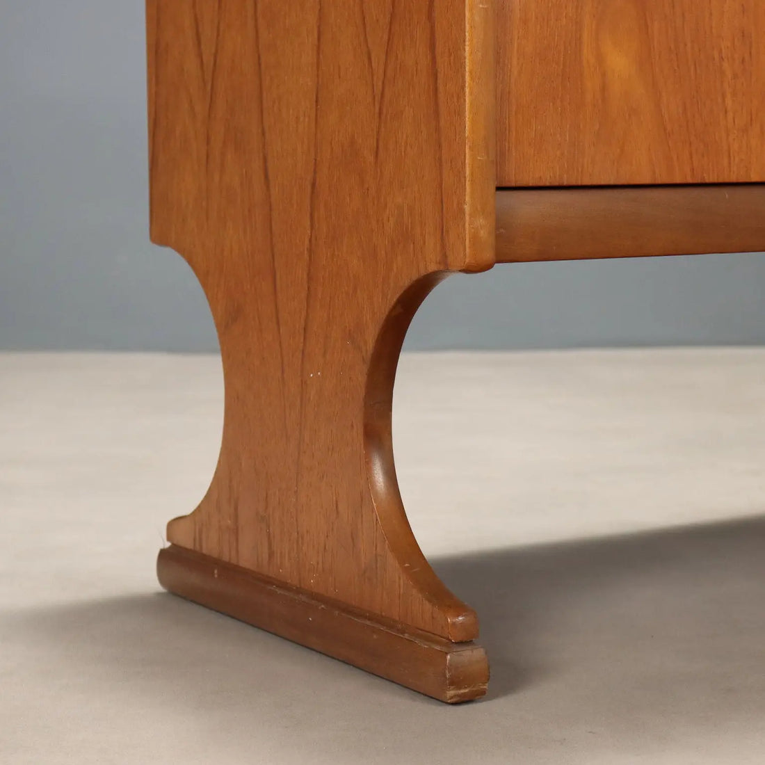 Vintage Sideboard Teak Veneer North-European Design 1960s | Modernism | Furnitures