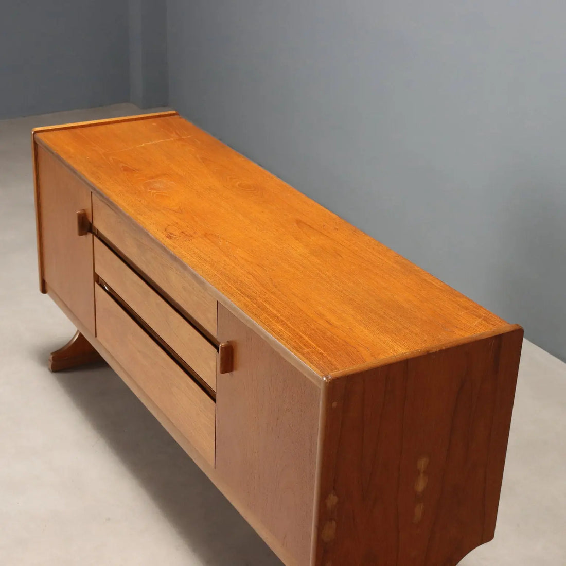 Vintage Sideboard Teak Veneer North-European Design 1960s | Modernism | Furnitures