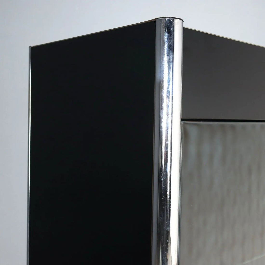 Vintage Showcase Chromed Metal Smoked Glass Design 1970s | Modernism | Furnitures