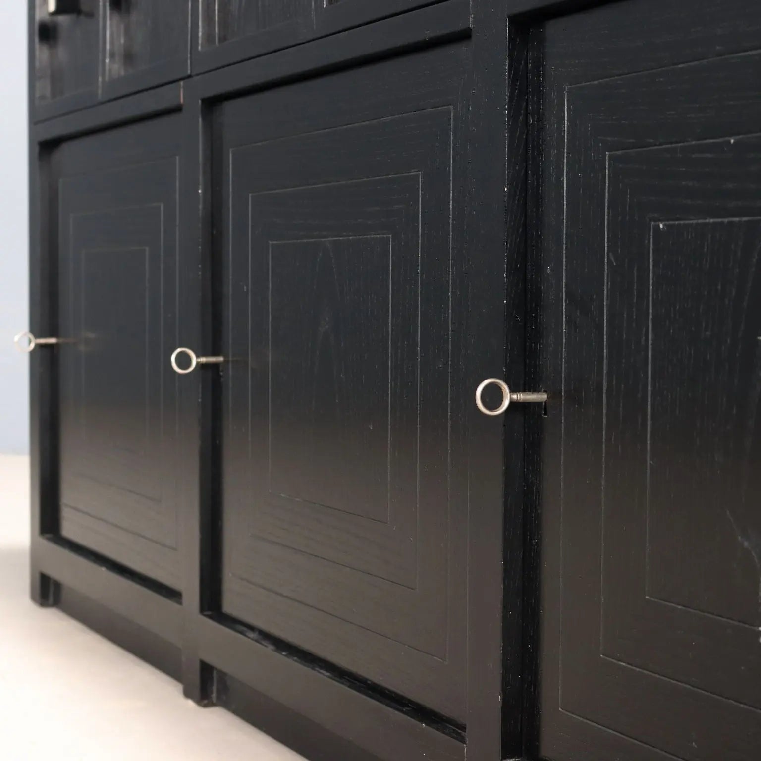 Vintage Sideboard Cassina Design Charles Rennie Mackintosh 1980s - 1980s | Modernism | Furnitures