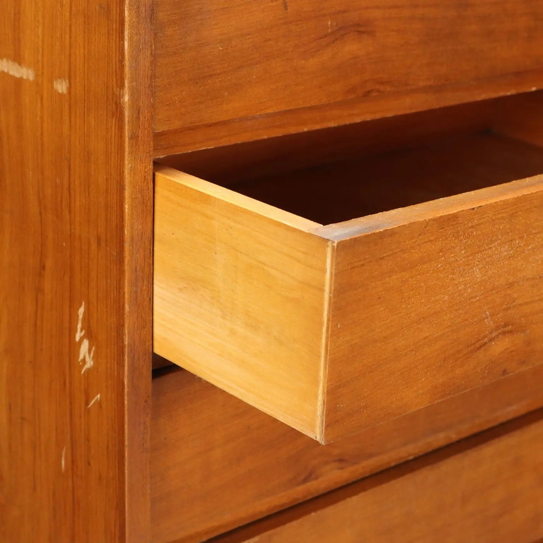 Vintage Chest of Drawers Walnut Veneer Design Italy 1950s | Modernism | Furnitures