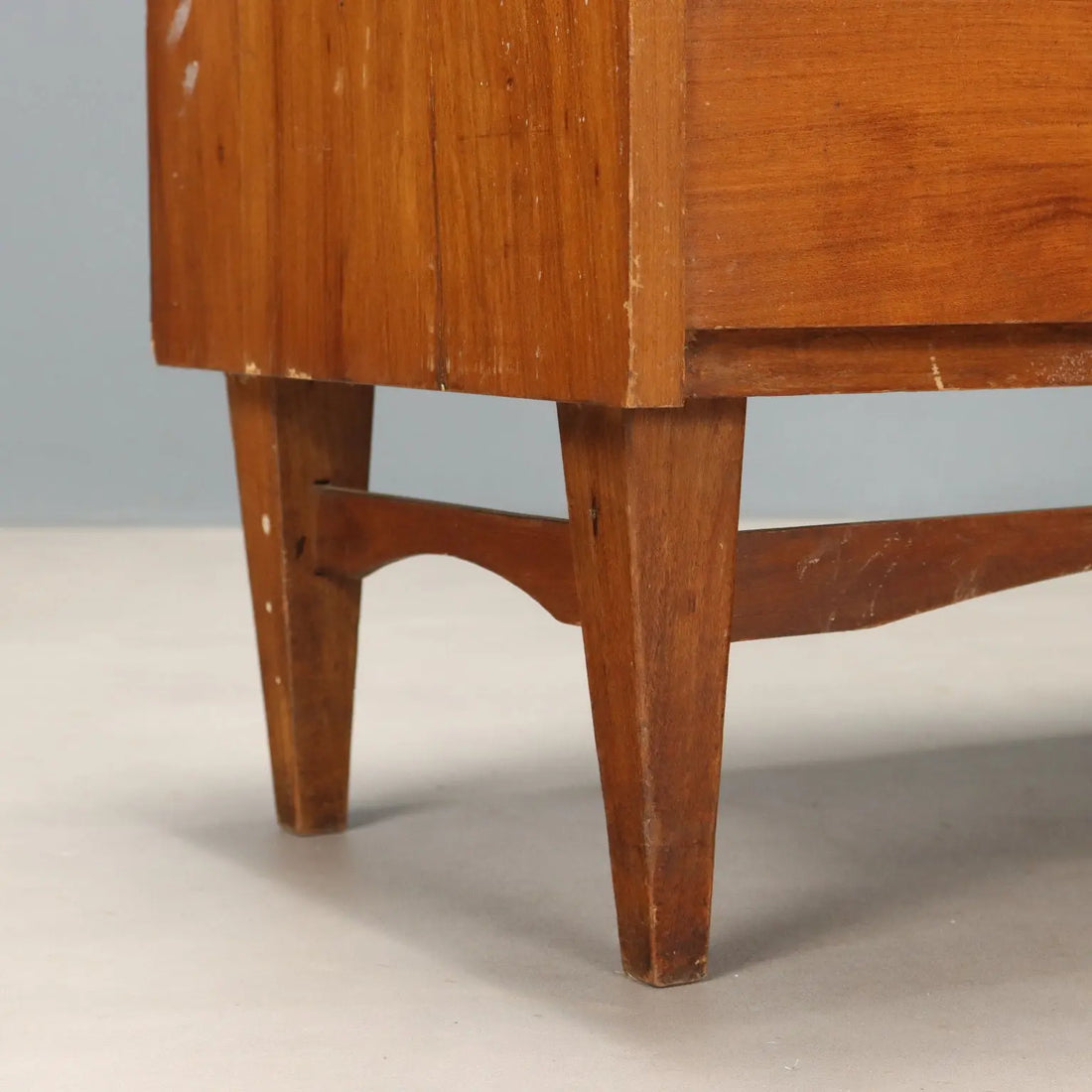 Vintage Chest of Drawers Walnut Veneer Design Italy 1950s | Modernism | Furnitures