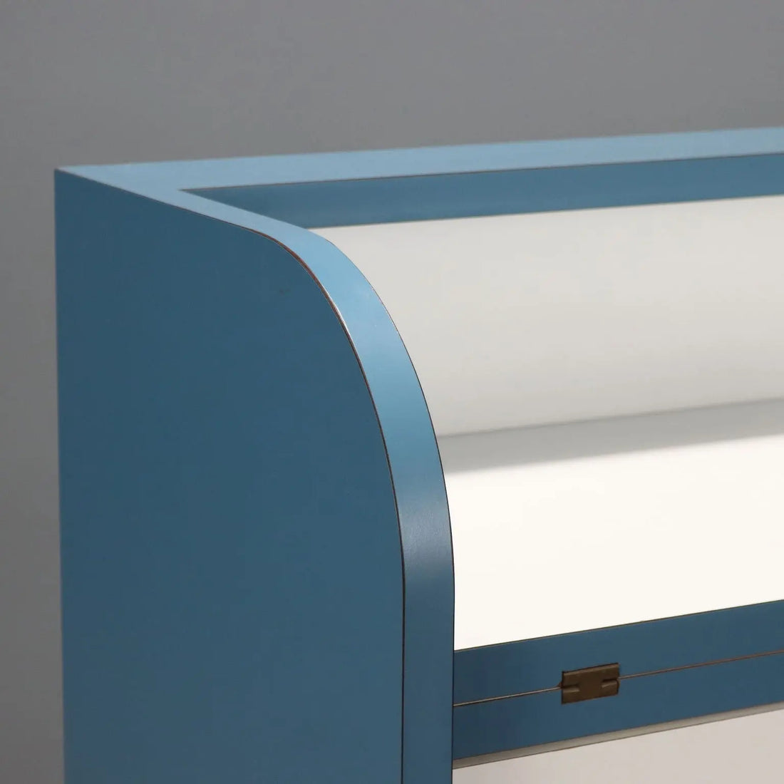 Vintage Chest of Drawers Wood Design Italy 1970s-1980s | Modernism | Furnitures