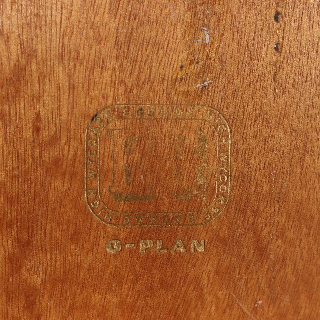 G-Plan Chest of Drawers Teak Veneer Design United Kingdom 1960s - G-Plan Manufacture | Modernism | Furnitures