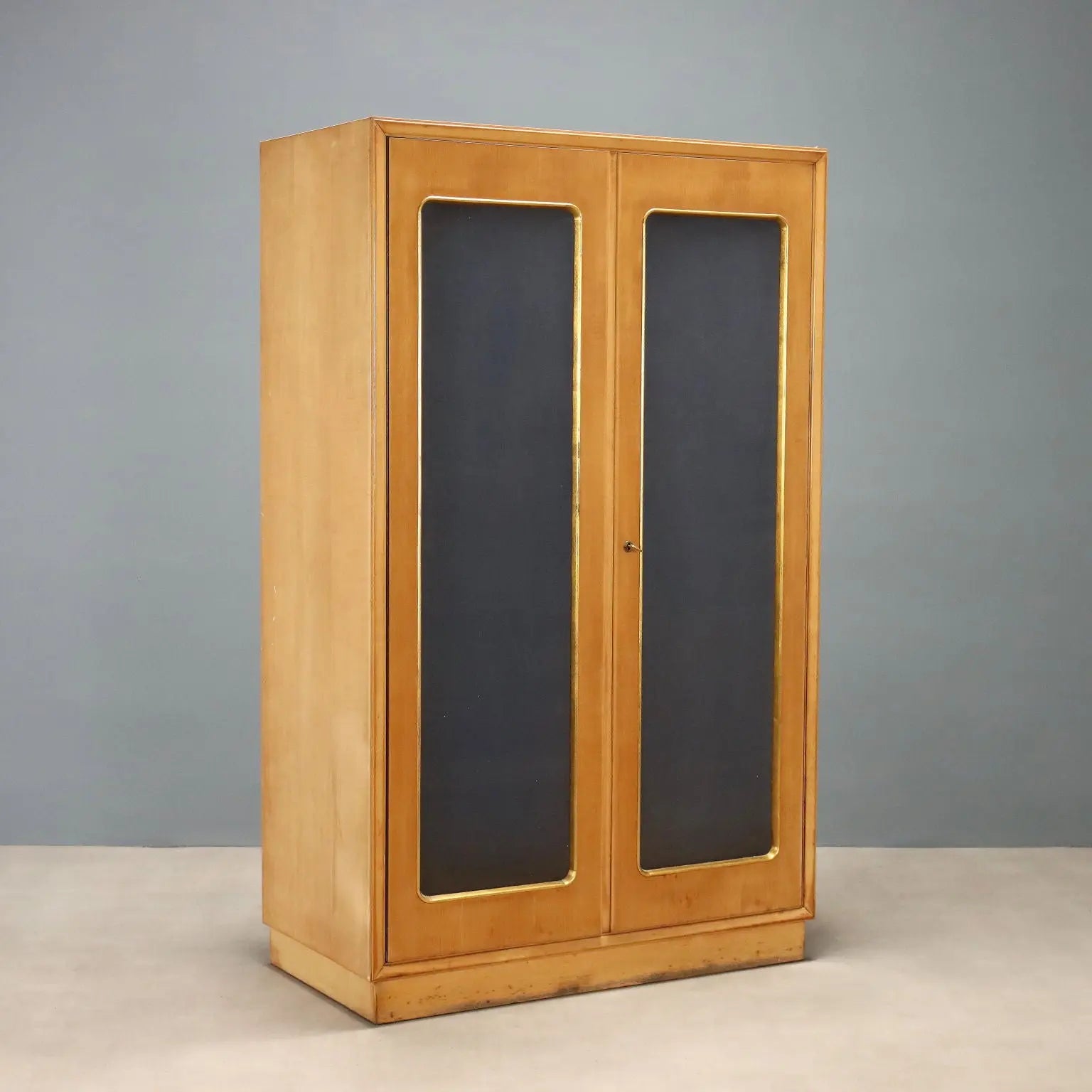 Vintage Wardrobe Maple Veneer Design Italy 1950s
