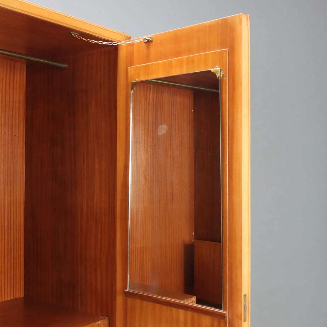Vintage Wardrobe Maple Veneer Design Italy 1950s