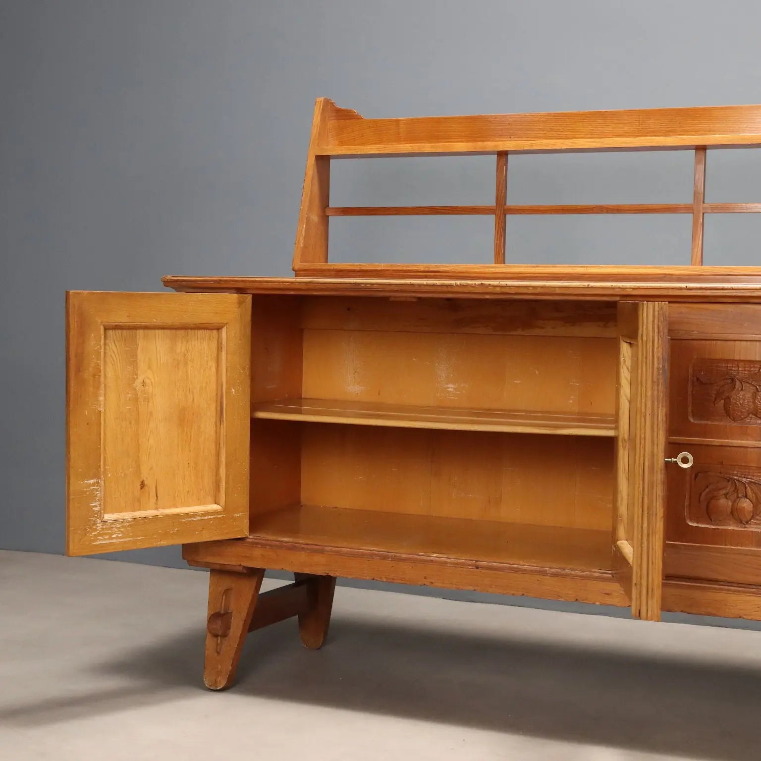 Vintage Buffet Oak Veneer Design Italy 1950s