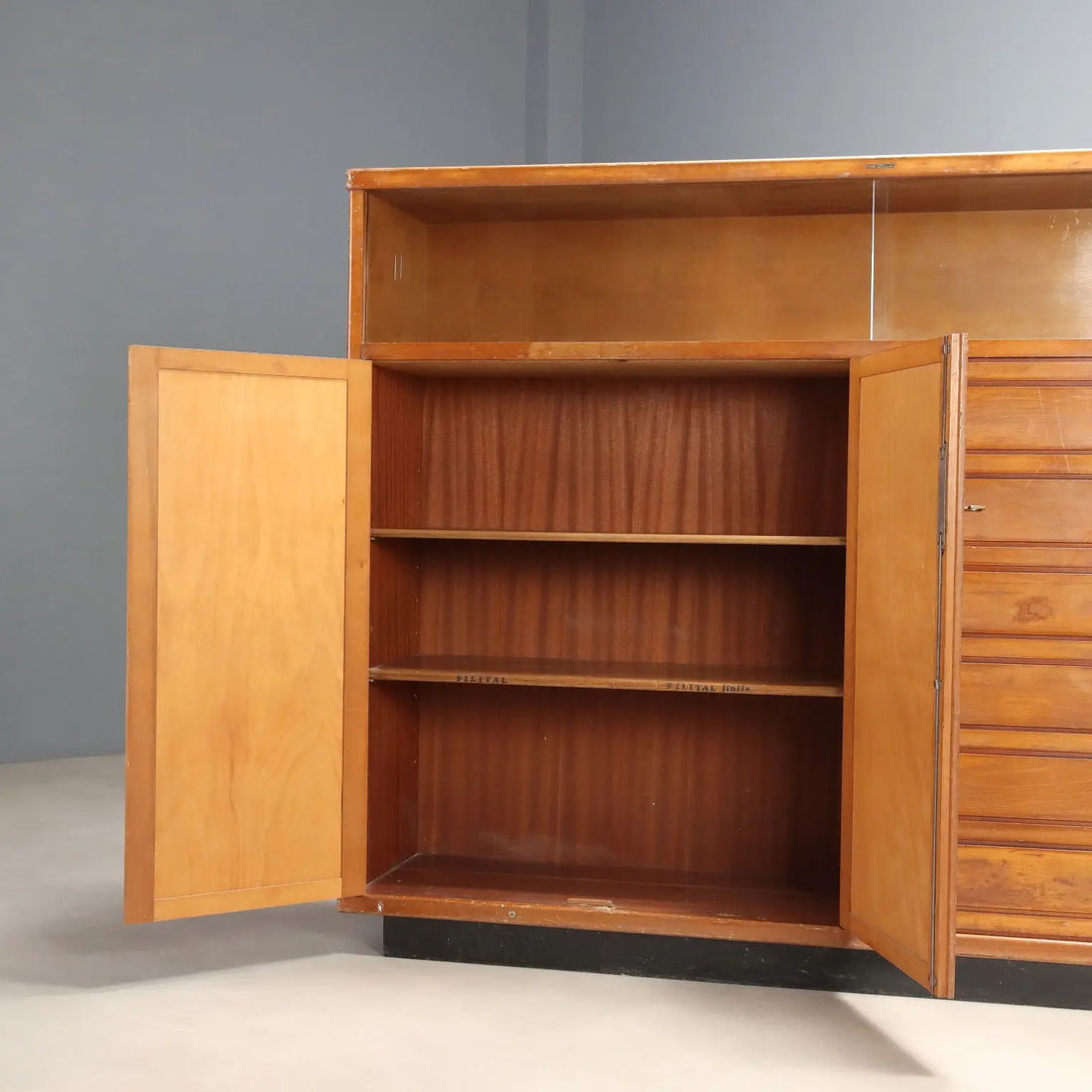 Vintage Cabinet In the Style of Anonima Castelli Design 1960s