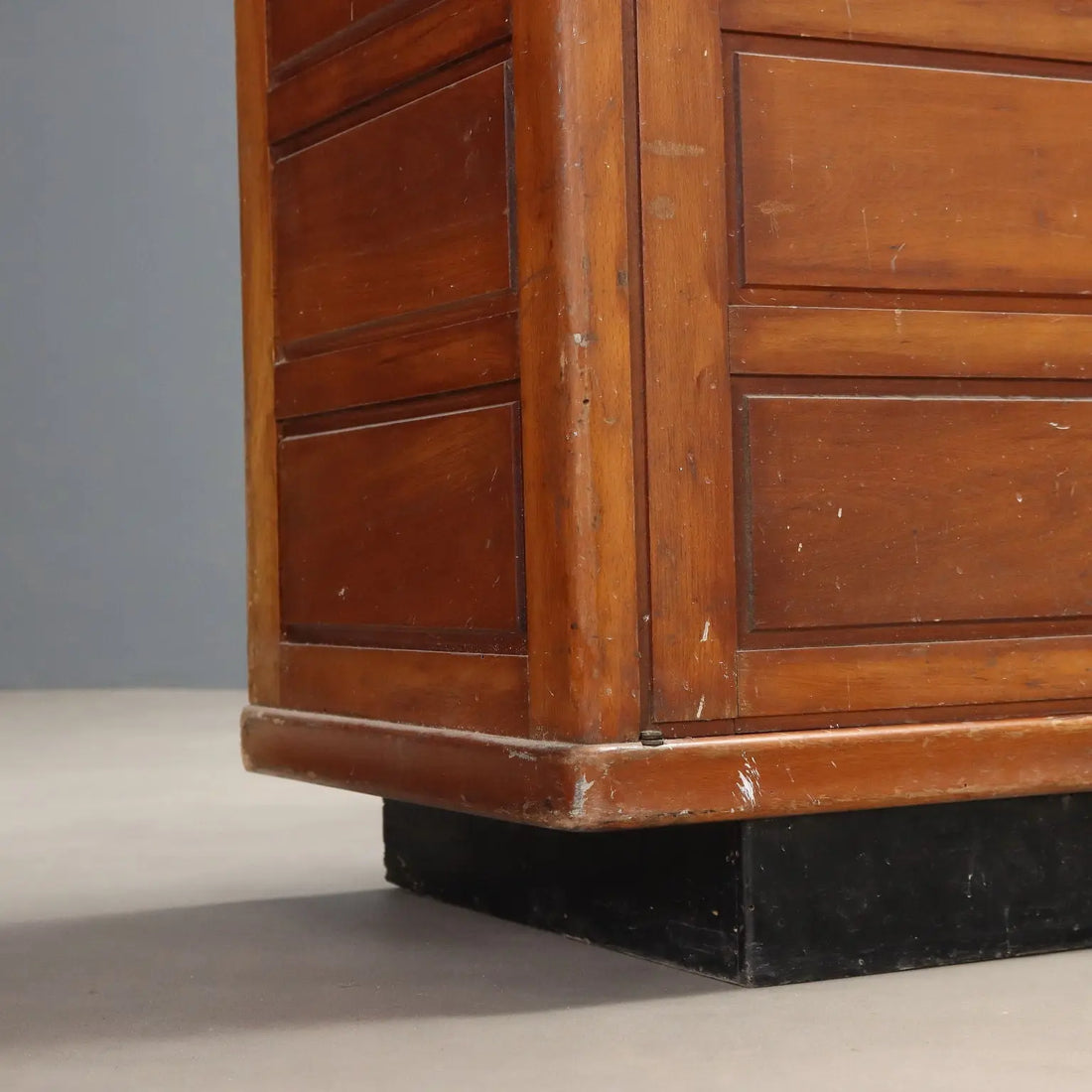 Vintage Cabinet In the Style of Anonima Castelli Design 1960s