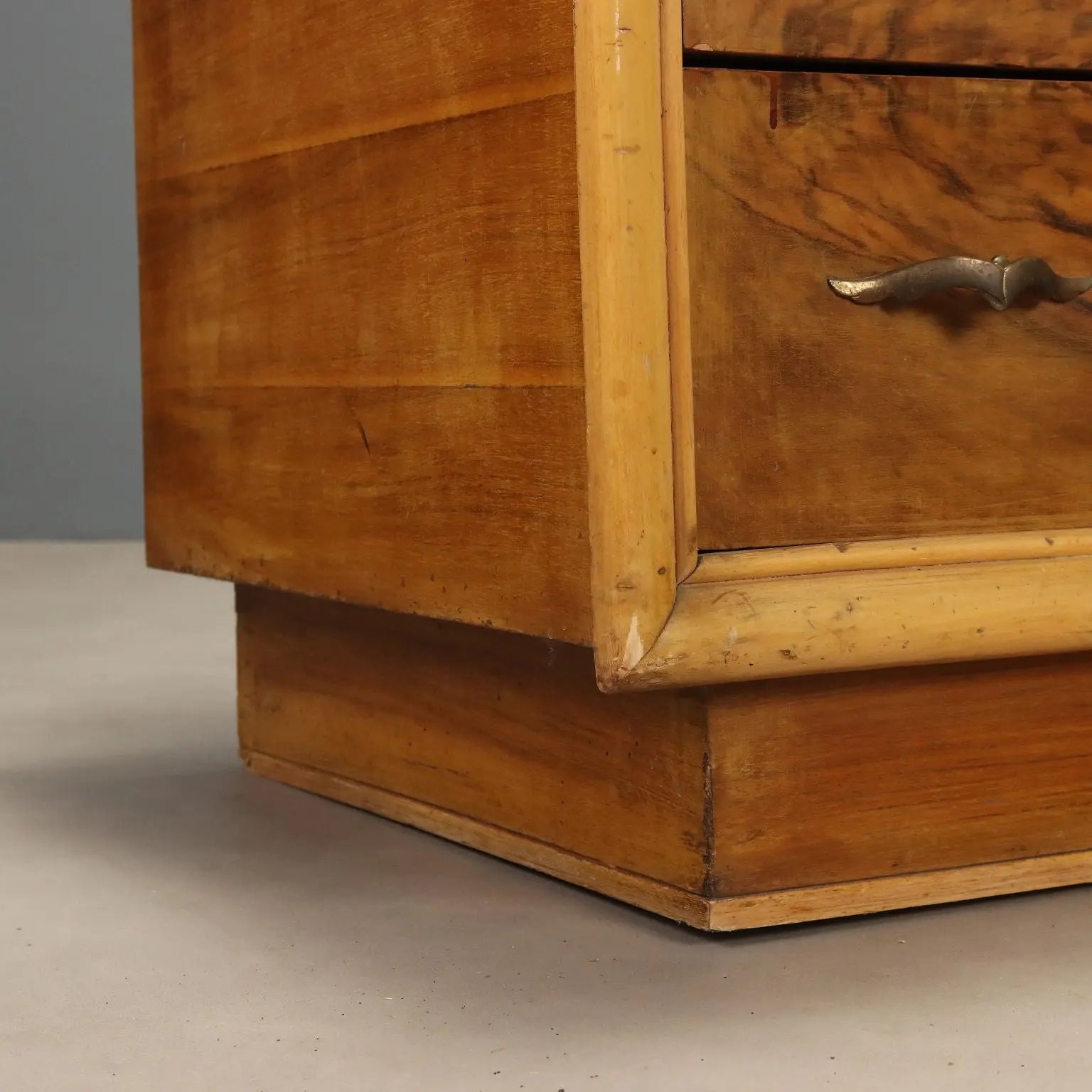 Vintage Chest of Drawers Burl Walnut Brass Design Italy 1940s