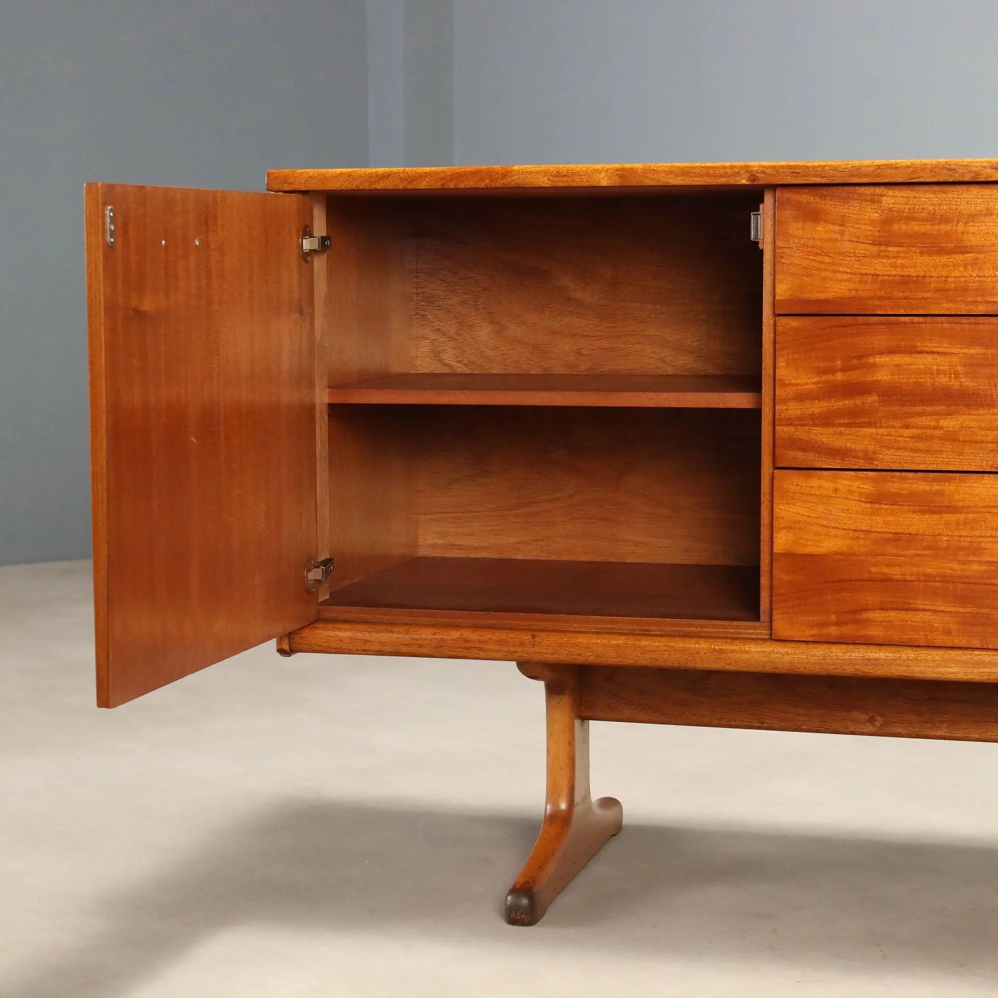 Vintage Sideboard Teak Veneer Design United Kingdom 1960s
