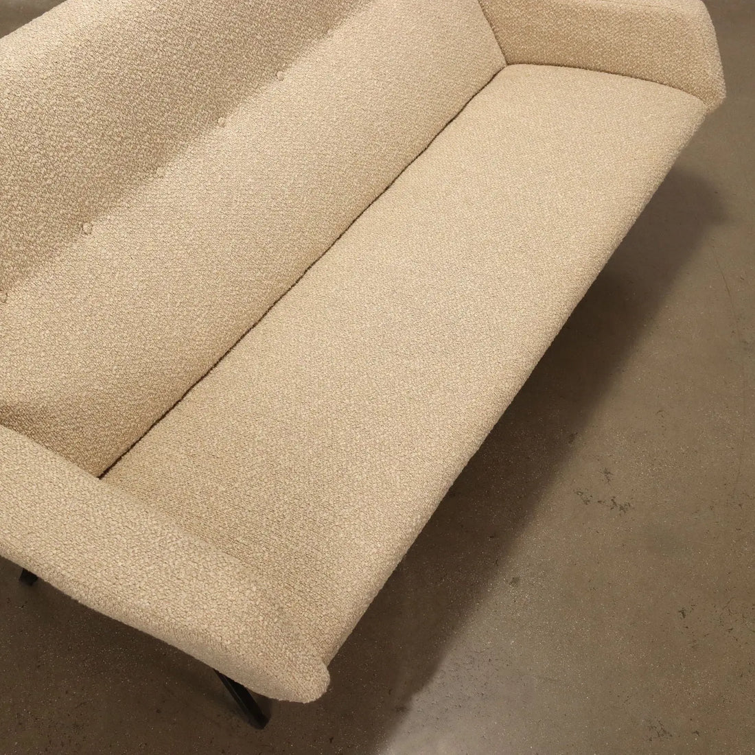 Vintage Sofa Foam Padding Cloth Enamelled Metal Design Italy 1960s | Modernism  Sofas