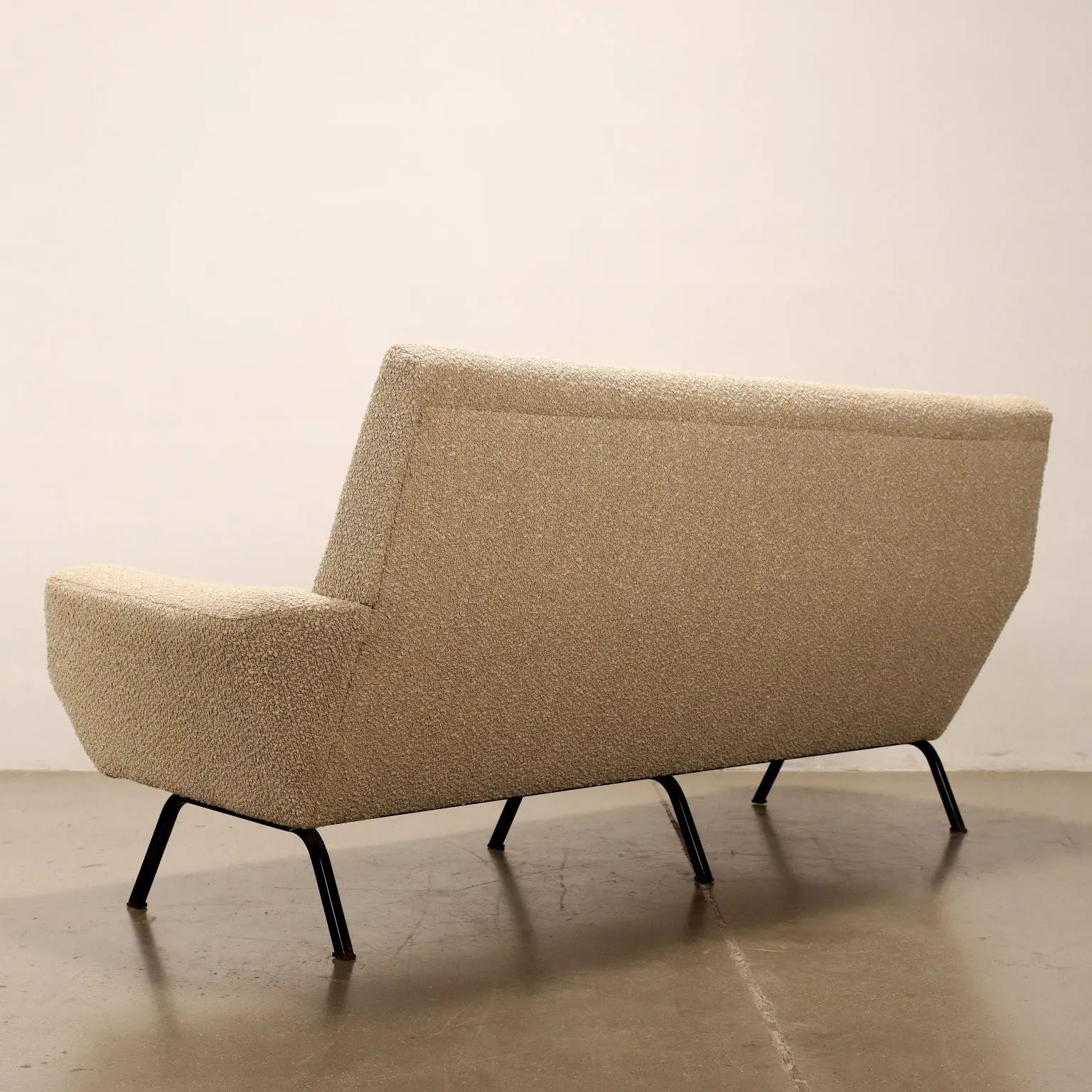 Vintage Sofa Foam Padding Cloth Enamelled Metal Design Italy 1960s | Modernism  Sofas