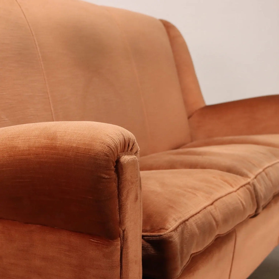 Vintage 1950s Sofa 3 Seater Red Velvet Italy To be Restored | Modernism | Sofas