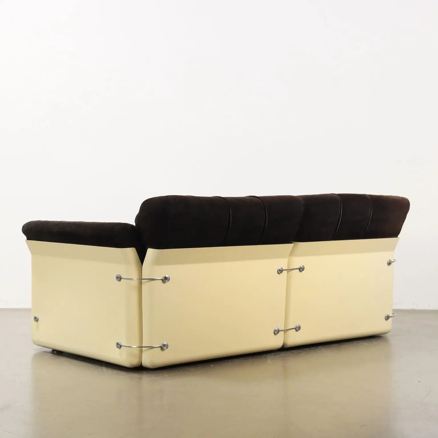 Saporiti Larissa Sofa Vintage Design Vittorio Introini 1970s | Modernism | Sofas