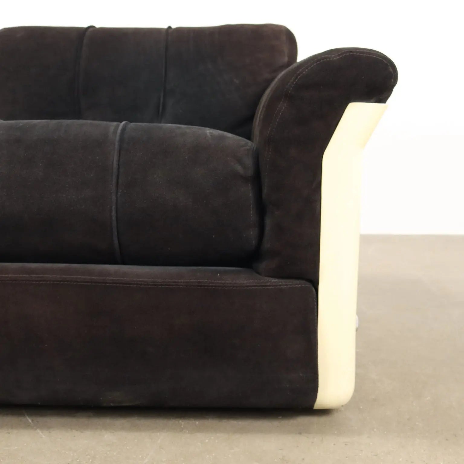 Saporiti Larissa Sofa Vintage Design Vittorio Introini 1970s | Modernism | Sofas