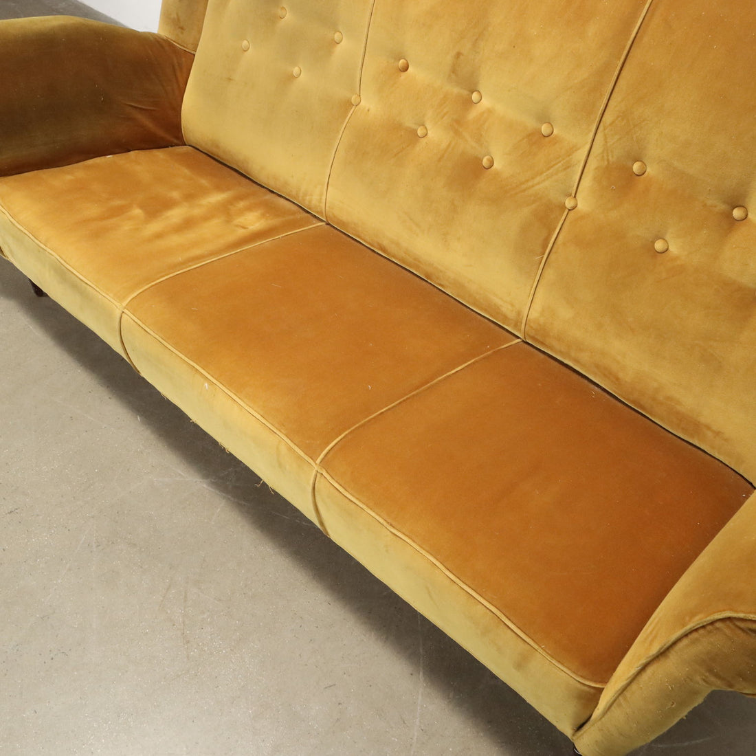  | Modernism  Sofas