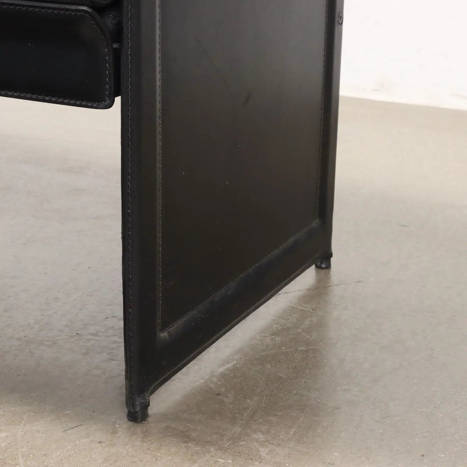 Vintage Sofa Metal Leather Italy 1980s-1990s | Modernism | Sofas