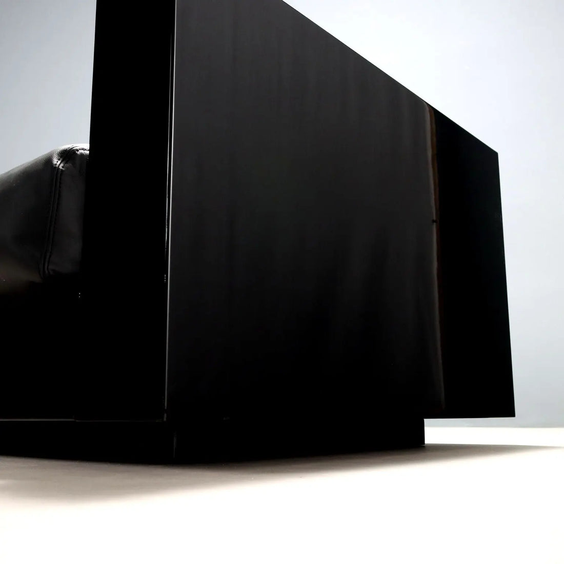 Saratoga Sofa Poltronova Vignelli Design