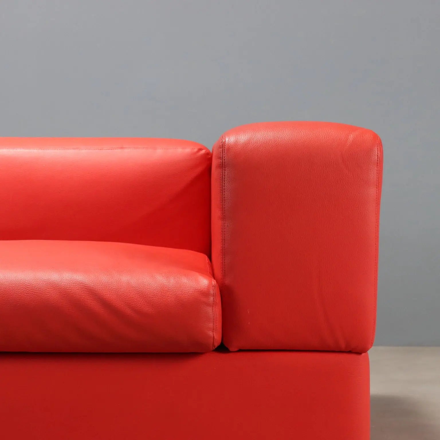 Vintage Sofa Cinova 711 Leather Design Tito Agnoli Italy 1960s