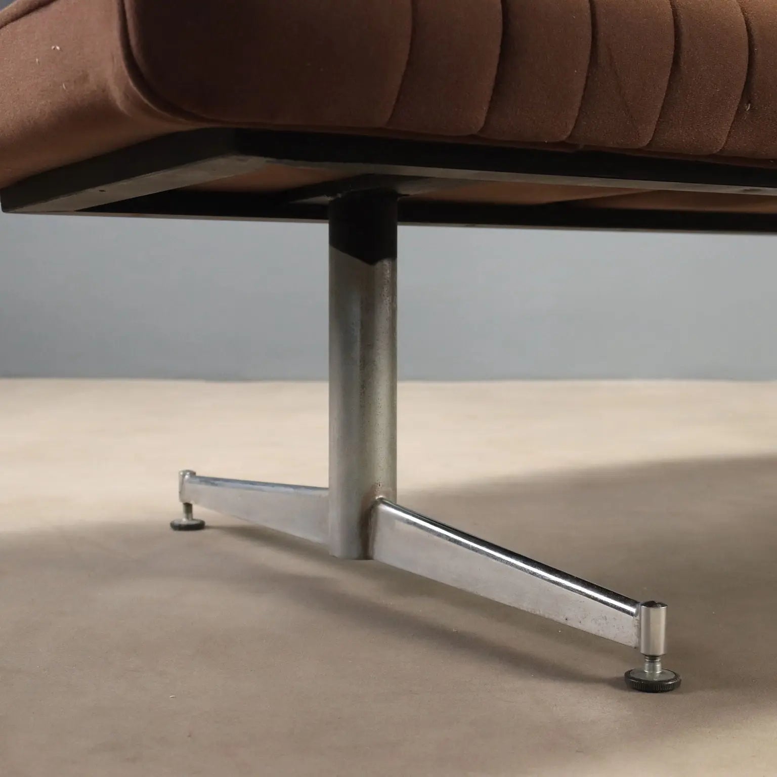 Vintage Three-Seater Sofa in Metal and Fabric