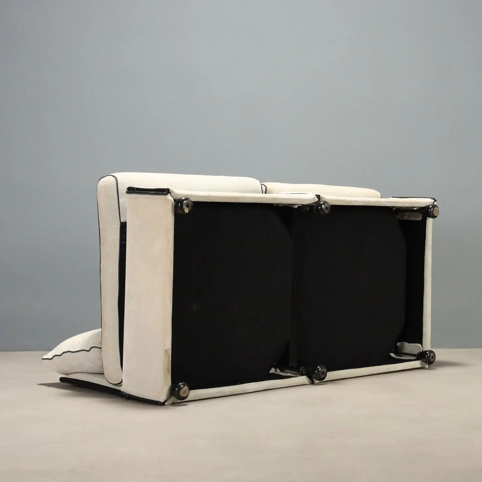 Chair-a-bank Sofa by Mario Bellini 1980s