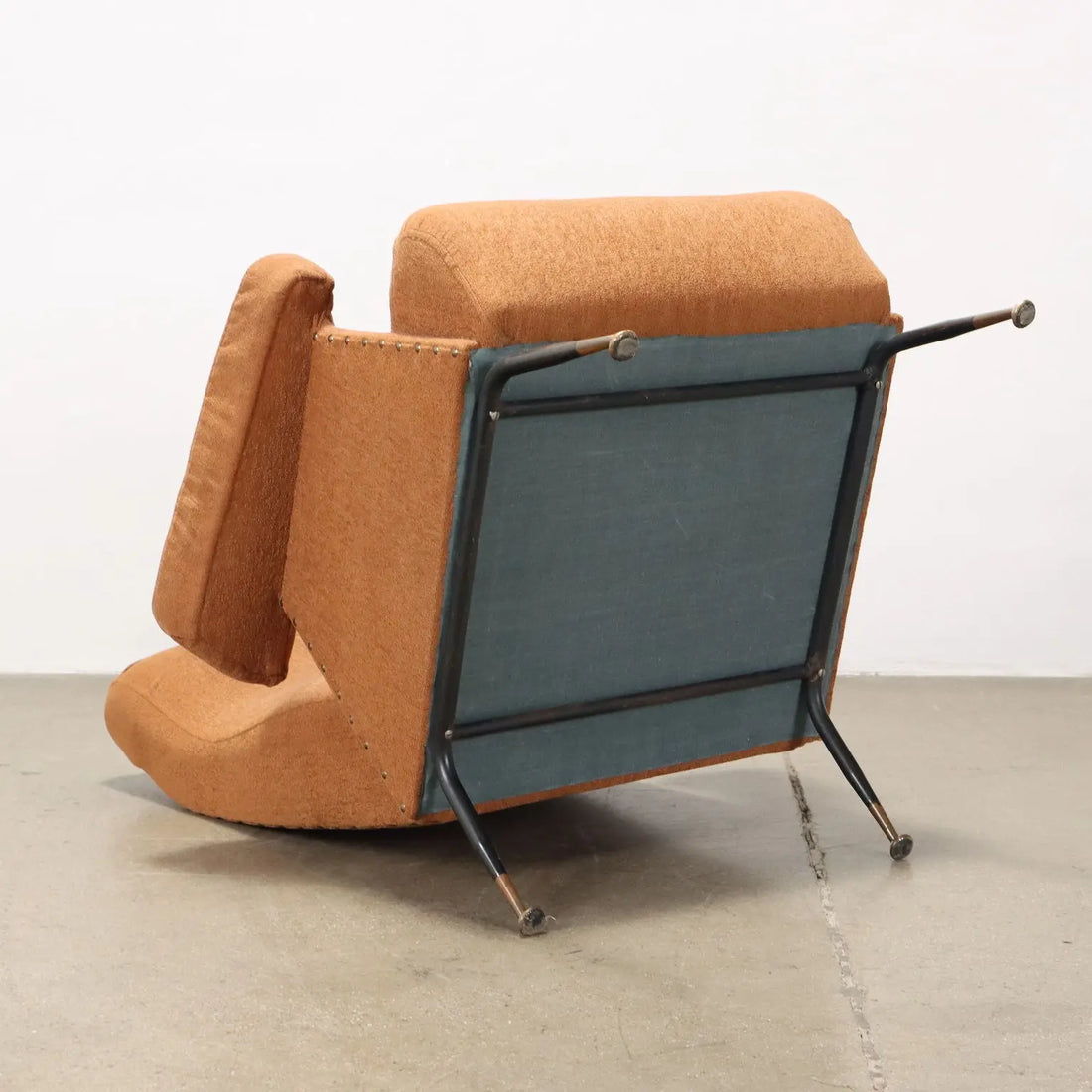 Armchair Fabric Italy 1950s-1960s | Modernism | Armchairs